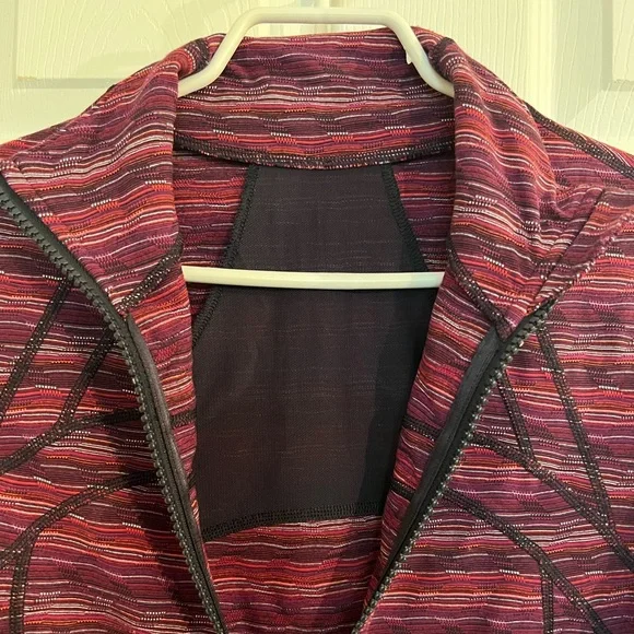 Lululemon Define jacket - Picture 3 of 8